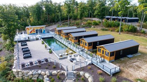 North Sebago Villa | NUTHATCH LIMIT 4