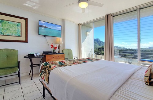 Waikiki Apartment | ⛰Ocean & Diamond Head Views 8th floor with Balcony WAIKIKI GRAND HOTEL®