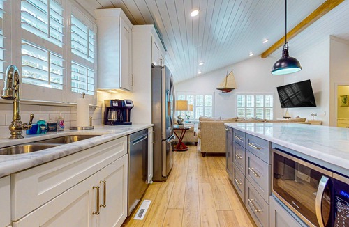 Ocean Isle Beach House | Ocean Isle Hidden Retreat A: Dog Friendly, Pool
