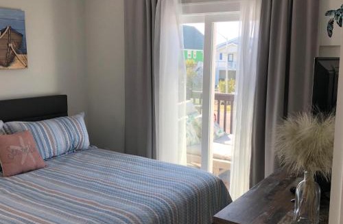 Holden Beach House | Ocean View, Heated Pool, 2nd Floor, Sleeps 7