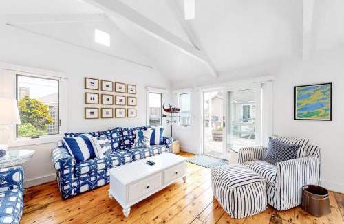 Boothbay Harbor House | Oceanfront Cottage & Studio on Mill Cove w/Water Views, Deck - Walk Downtown