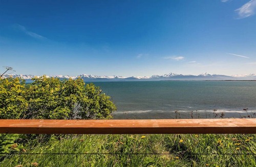 Homer Apartment | Oceanfront Luxury Suite Overlooking Kachemak Bay and Homer Spit!