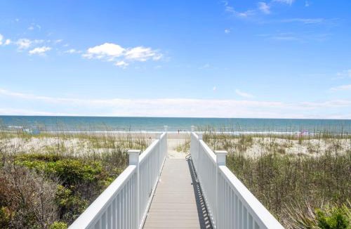 Emerald Isle House | Oceanfront vacation home - EAST