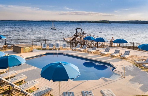 Boothbay Harbor Cabin | Oceanview Lodge | Fireplace + Private Porch