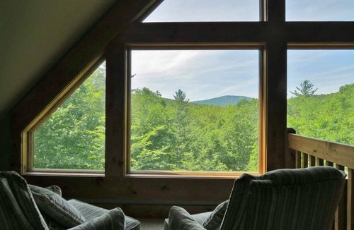 Proctorsville House | Okemo Mountain View Retreat