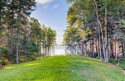 Port Clyde House | Open and spacious riverfront retreat, dog-friendly