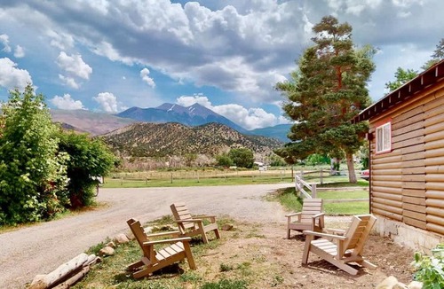 Spanish Valley House | Pack Creek ~ Farm House