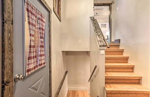 Pagosa Springs House | Pagosa Springs Gem w/Yard, Decks + Mtn Views!