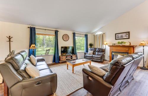 Butte House | Palmer Escape w/Mtn Views: Fishing & Hiking!