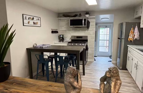 Canon City House | Park-Front Cottage, Walk to River, Train & Downtown - Dreamweaver Cottage