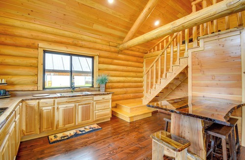 Forks Apartment | Pavilion w/Hot Tub! ‘Trybett Cabin 2’ in Forks