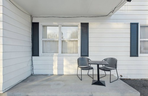 Turnagain Apartment | Peaceful 1-bedroom apartment in charming Anchorage near downtown