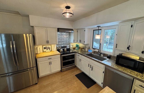 Anchorage House | Peaceful 3-bedroom home in Chugiak perfect for relaxing stays
