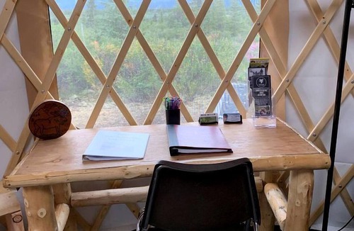 Cantwell Cabin | Peaceful Denali Accommodation for Yurt Glamping in Alaska