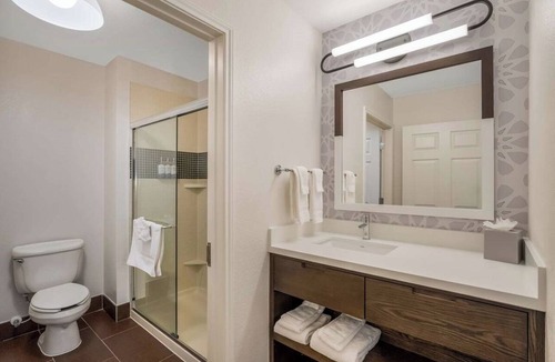 Acres Green Hotel | Peaceful Getaway with Ample Space and Living Area | 2 Family Ready Suites