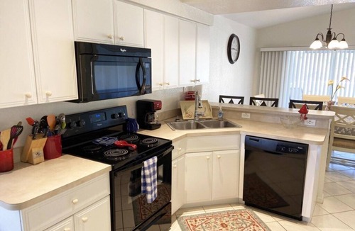 Rotonda Heights House | Peaceful Pool Escape – Close to Beach & Fun