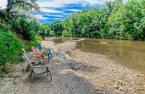 Liberty Hill House | Peaceful Riverfront Home with Enclosed Yard - Walk to the River