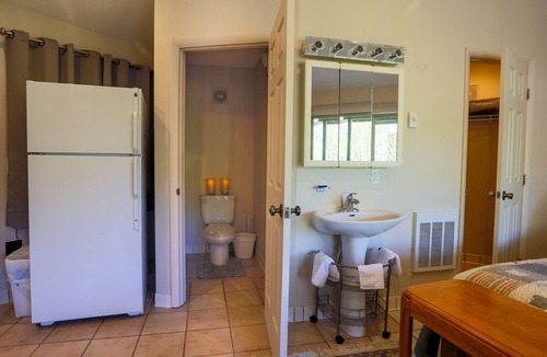 Asheville Apartment | Peaceful scenery only minutes away from downtown Asheville