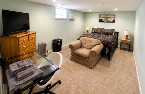 Milford House | Peaceful Stay-Private Lower Level with Private Bath