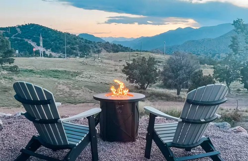 Canon City Cabin | Peakview @ Royal Gorge