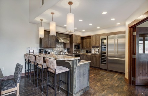 Peak 8 Condo | Penthouse 4 Bedroom At Base Of Peak 8 Condo by RedAwning