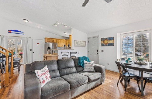 Briargate House | Pet Friendly/2 King Beds AF Academy- Sleeps 12