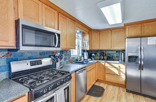 Buena Vista House | Pet-Friendly Buena Vista Home w/Yard & Hot Tub!