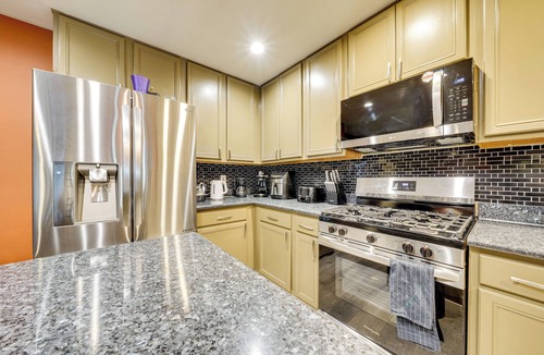 SeaTac House | Pet-Friendly SeaTac Retreat 6 Mi to Puget Sound!
