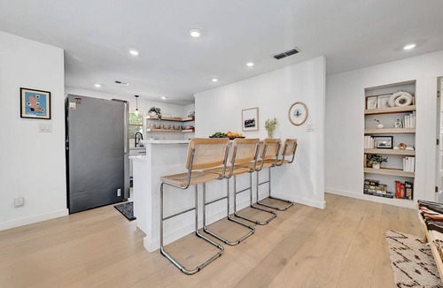 Dawson House | Pet Friendly SOCO Home with Cowboy Pool - Webster!