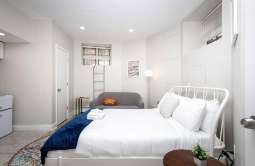 Prudential - St. Botolph Apartment | Petit Studio in Back Bay