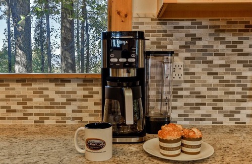 Walnut Mountain Cabin | Pinecone Perch | Ellijay GA