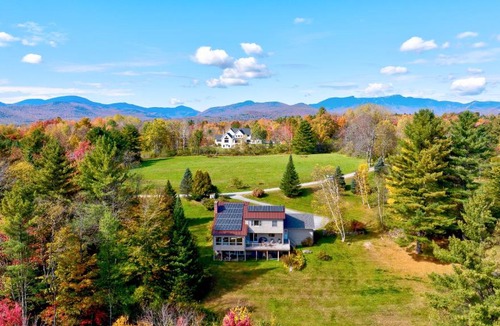 Stowe Hollow House | Pinnacle Lookout