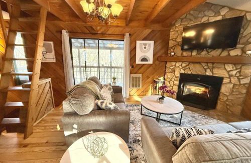 Mill Ridge House | Plentiful Porches - Hot Tub - King Bed - Views