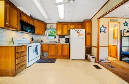 South Casco Apartment | Point Sebago Haven-Beach, Arcade & More Await