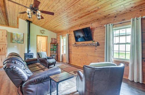 White Cottage House | Pond & Fire Pit: Charming Log Cabin near Blue Rock