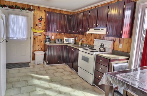 Cape Broyle Cabin | Pond View and Plenty of Room!