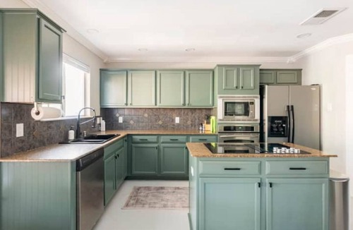 Deer Park At Maple Run House | Pool-Hot Tub-Putting Green-Arcade-Oasis