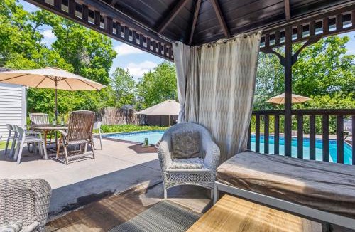 University Hills House | Pool House Escape with Cabana and Garden Vibes