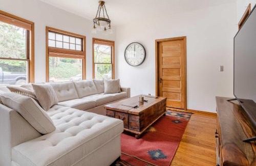 Goose Hollow House | Preserved 1907 Classic 2BR - 92 WalkScore
