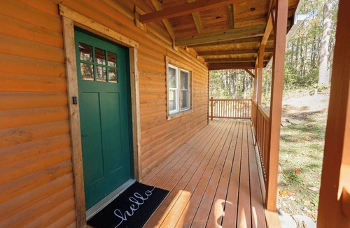 Rockbridge Cabin | Private Cabin Overlooking Hocking Hills