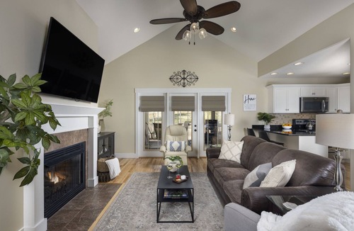 Skyland Cottage | Private Cottage with Hot Tub, Exceptionally Clean