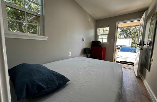 Garfield Apartment | Private En-suite in Luxury Home