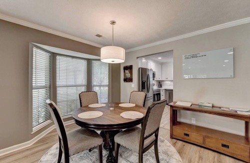Alpharetta House | "Private Escape"- Single story duplex - Your home away from home.
