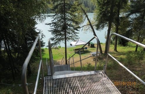 Soldotna House | Private fishing on the Kenai in Soldotna! Walk to everything.