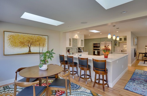 Barths House | Private Hot Tub & Sauna: ‘Saulsbury Guest House’