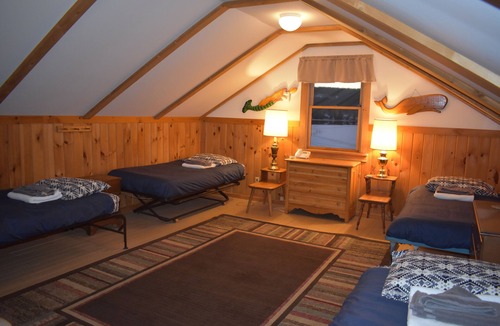 Glover House | Private lakeside home perfect for romantic getaway for two couples