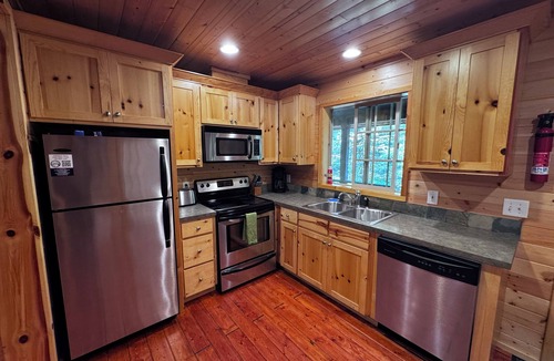 Thorne Bay Cabin | Private location cabin in the rainforests of Alaska