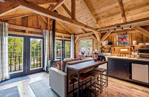Bethel Cabin | Private Nature Retreat – Quiet, Cozy, and Unplugged in Bethel, Maine