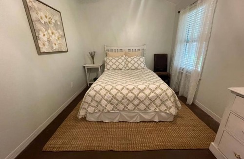 Leander Bed & Breakfast | Private Rooms in Delightful Leander with Salon & Spa Service Options