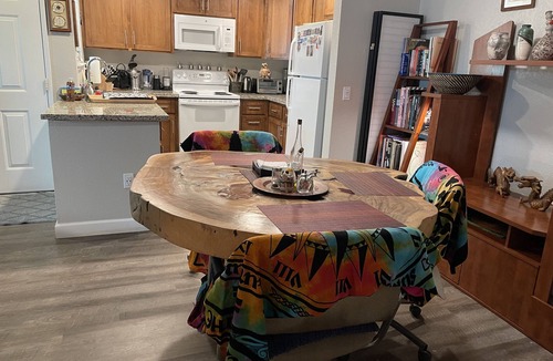 Davis Apartment | Private spacious 2-bedroom apartment - pets welcomed
